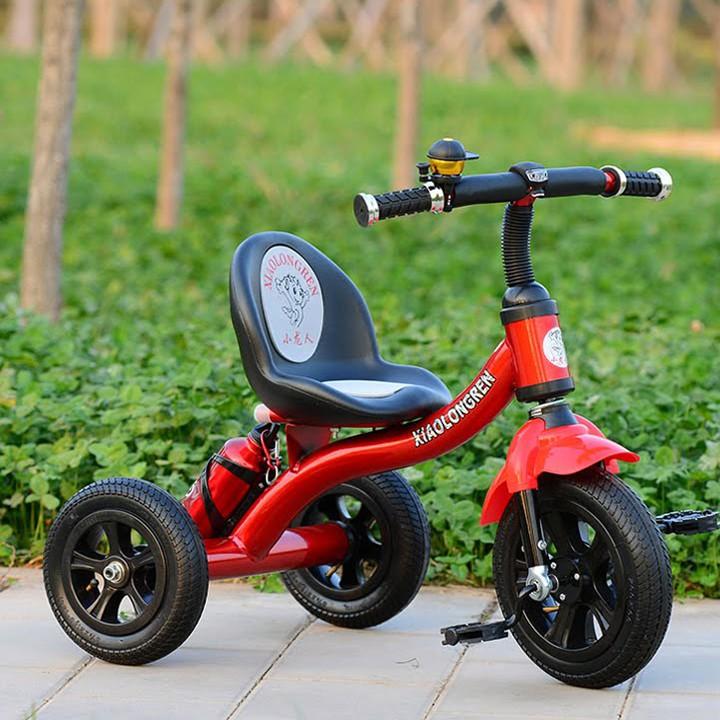Xe đạp ba bánh bình nước