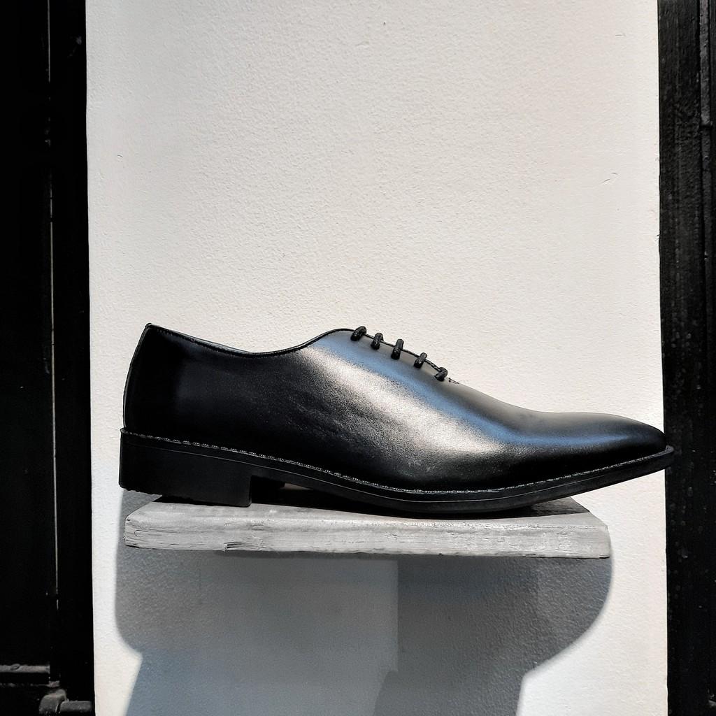 Giày tây Oxford Wholecut