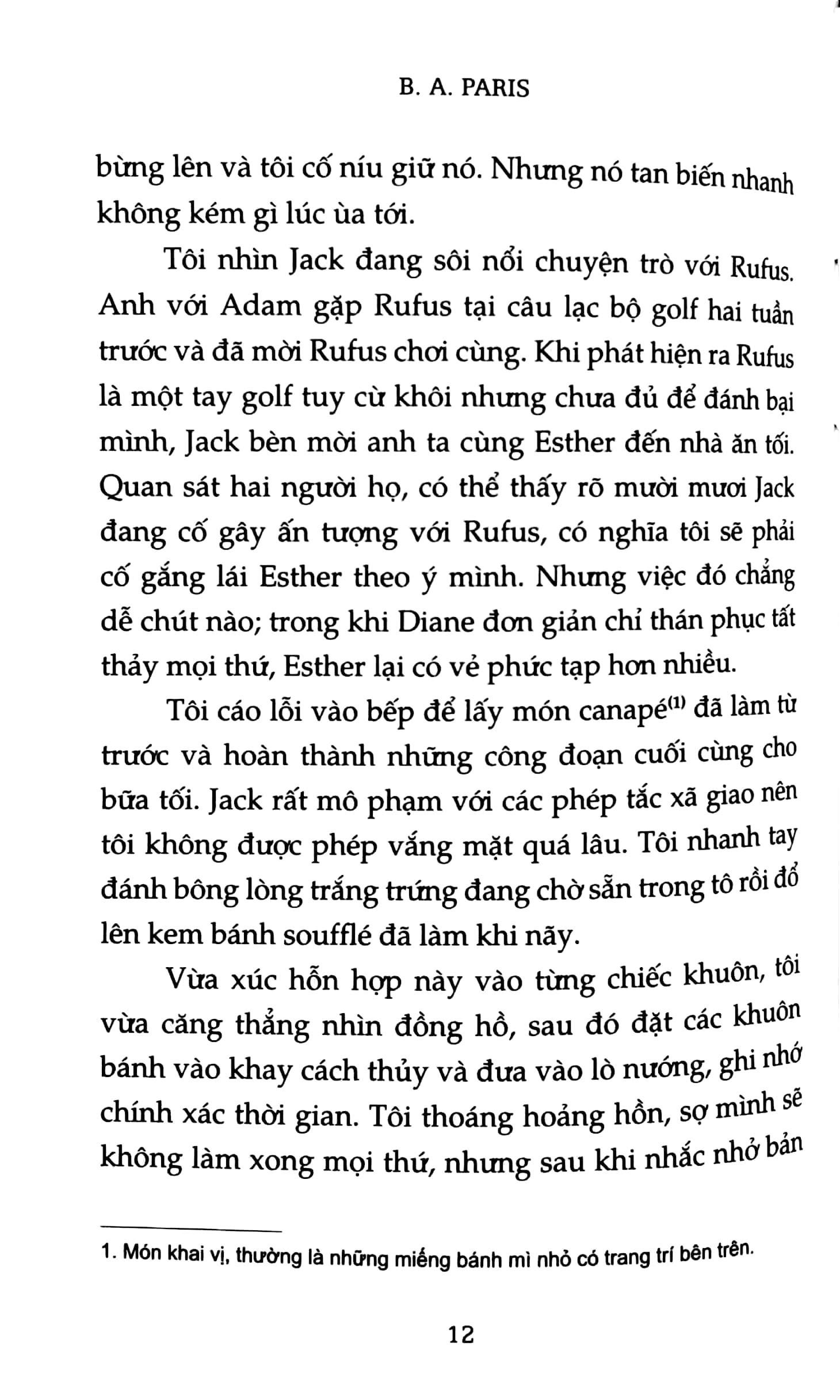 Sau Cánh Cửa Đóng