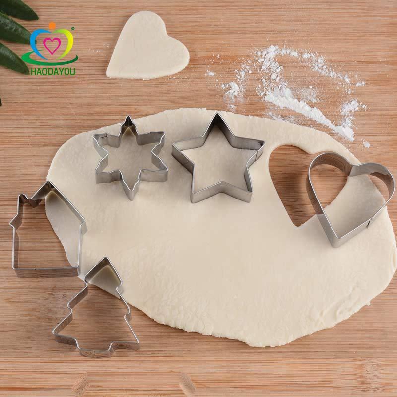 Khuôn Bánh Quy Cookies Bộ 10 Khuôn Nhấn Dụng Cụ Làm Bánh Cookie Cutter Innox Noel - CBCOOKI10P