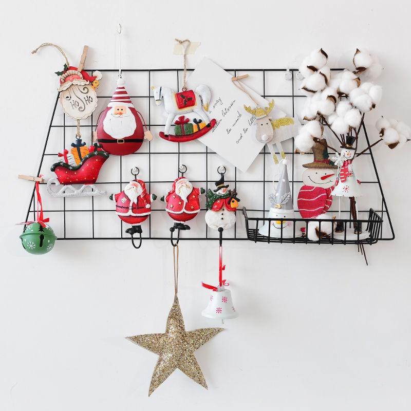 Chuông sắt để bàn hình ông già noel và tuần lộc trang trí cây thông giáng sinh