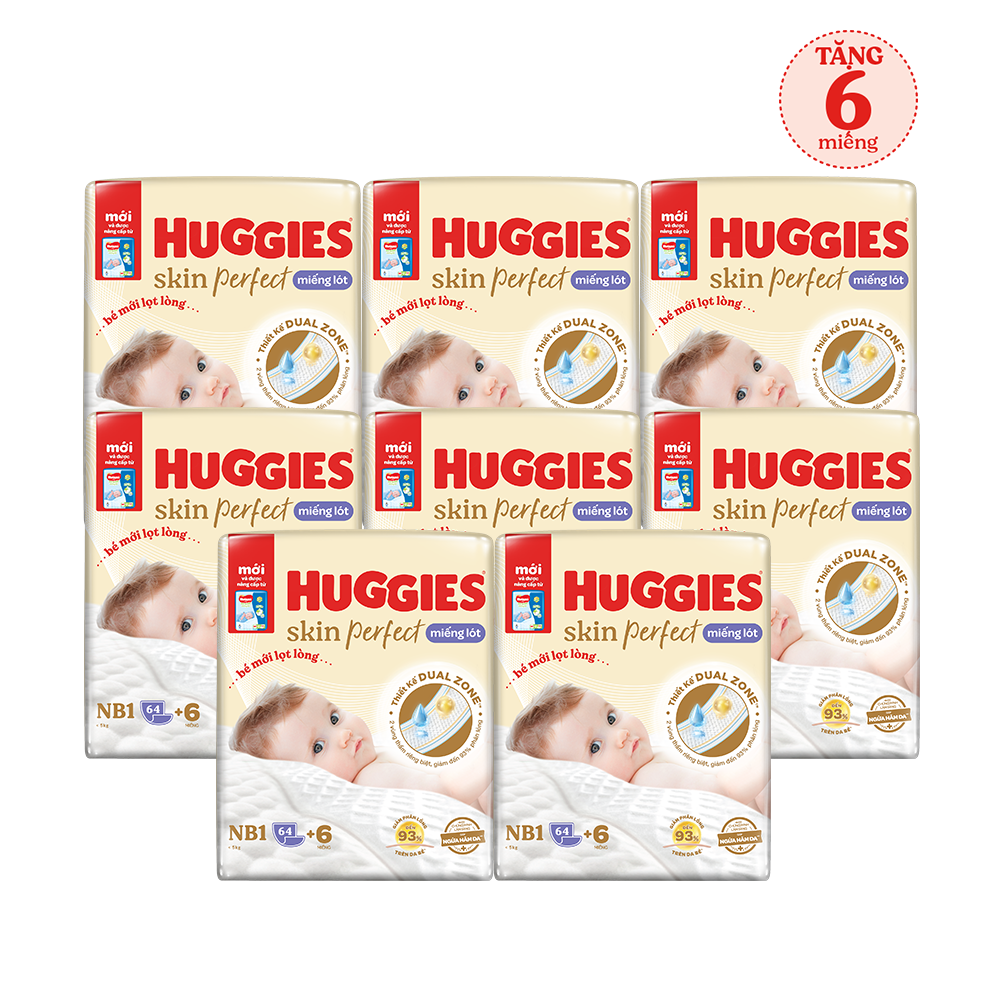 Combo 8 gói  Miếng lót sơ sinh Huggies Skin Perfect NB1 64+6 miếng với 2 vùng thấm giảm kích ứng da