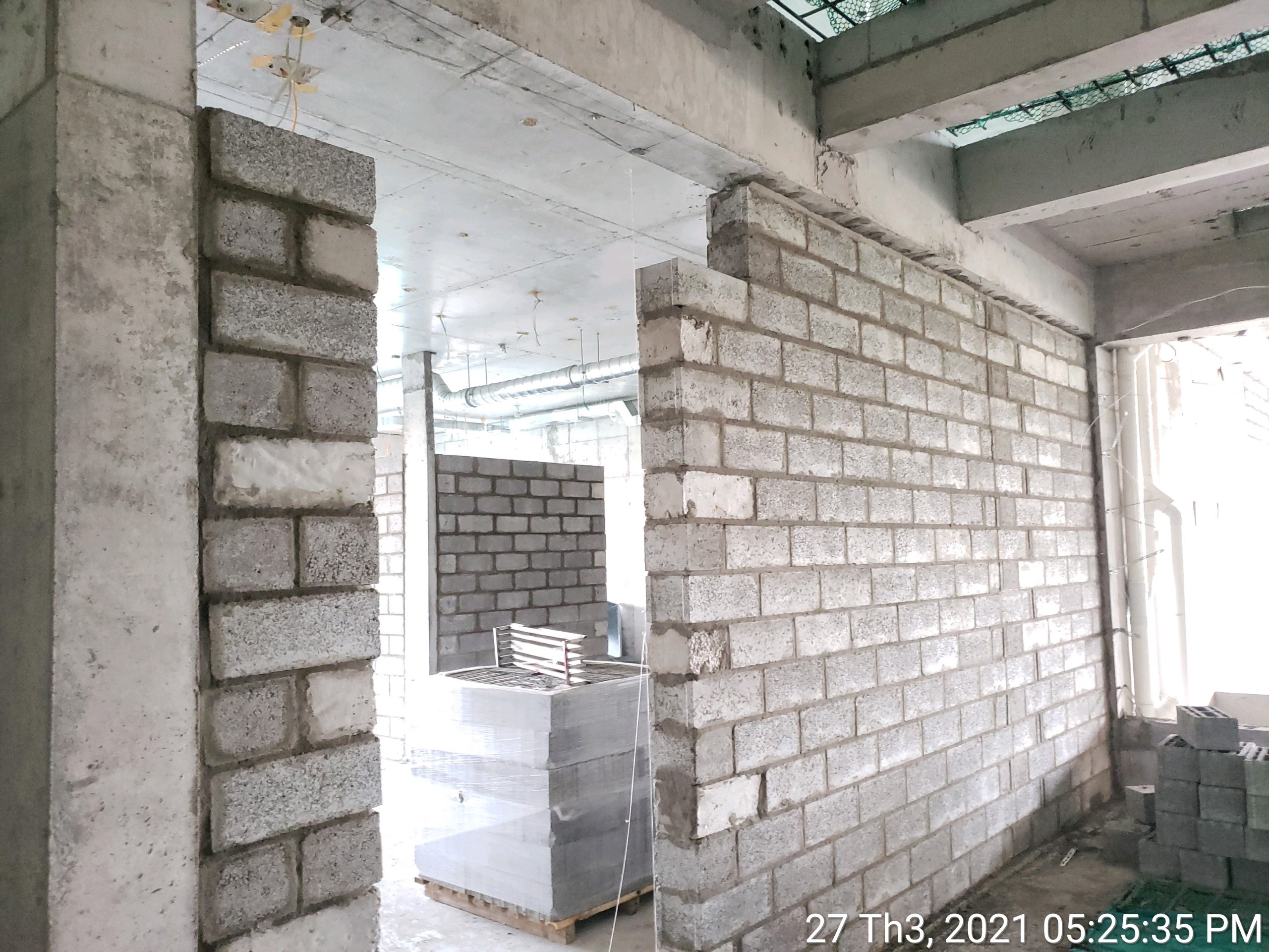 Gạch demi block đặc/ Viên thí ngang 80/ Làm viên thí, chèn đầu tường, các vị trí liên kết bê tông.