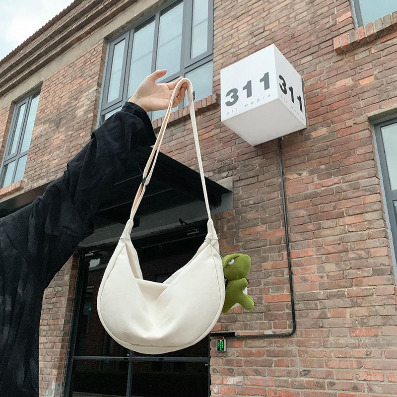 Túi Đeo Chéo Thời Trang Canvas Hình bán nguyệt , Phong Cách Ulzzang Dành Cho Học Sinh, Sinh Viên