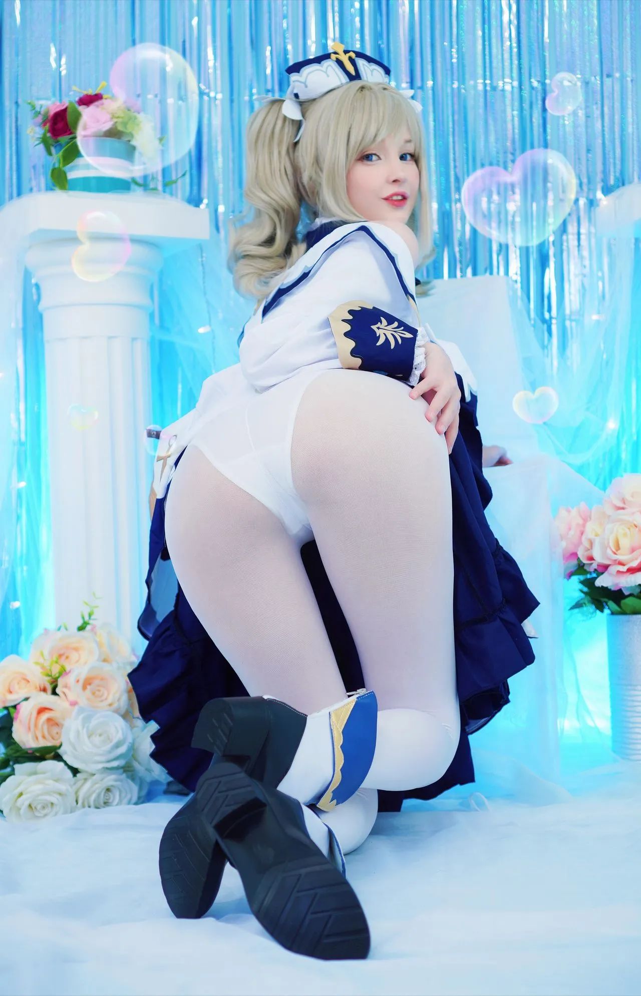 hình cosplay chapter 33 35