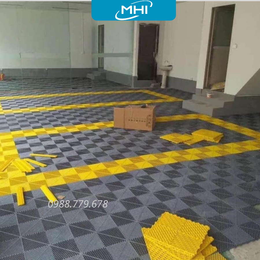Tấm lót sàn gara ô tô / trung tâm chăm sóc xe ô tô, khu vực rửa xe ô tô
