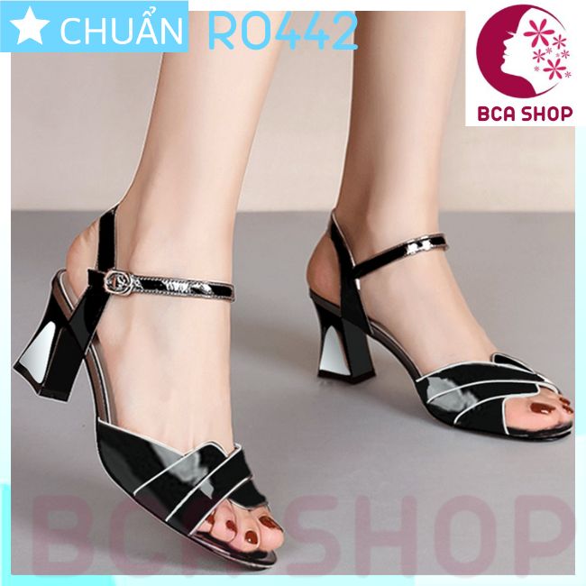 Giày cao gót nữ 7p RO442 ROSATA tại BCASHOP hở mũi, quai cài ôm cổ chân, bề mặt giày tạo vân thời trang - màu đen