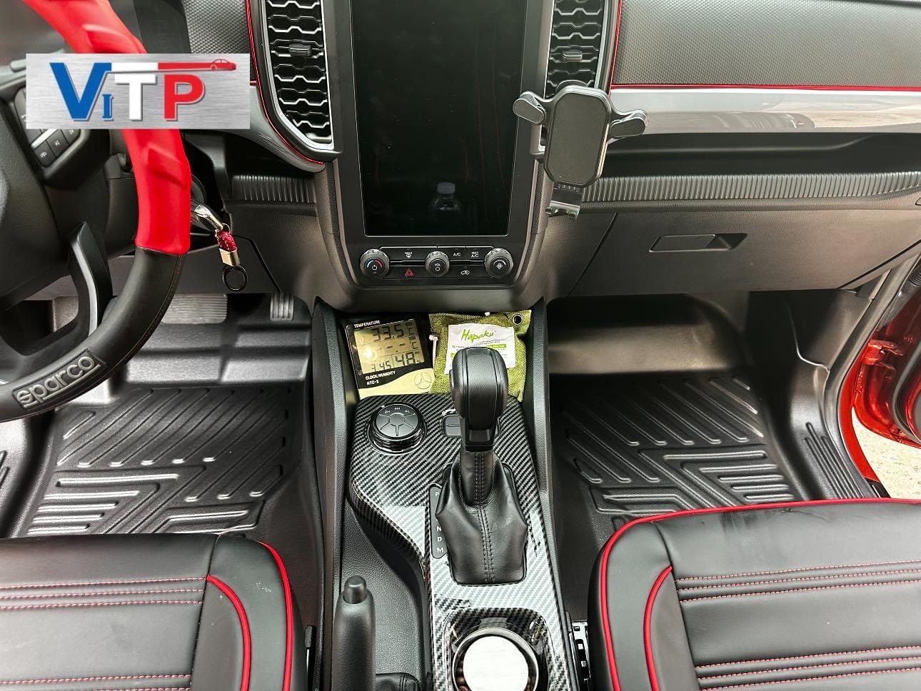 Thảm Sàn ViTP Nhựa Đúc Khuôn Tràn Viền Bậc Cửa Ford Raptor