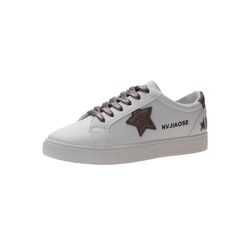 Giày sneaker nữ đế bệt mũi tròn