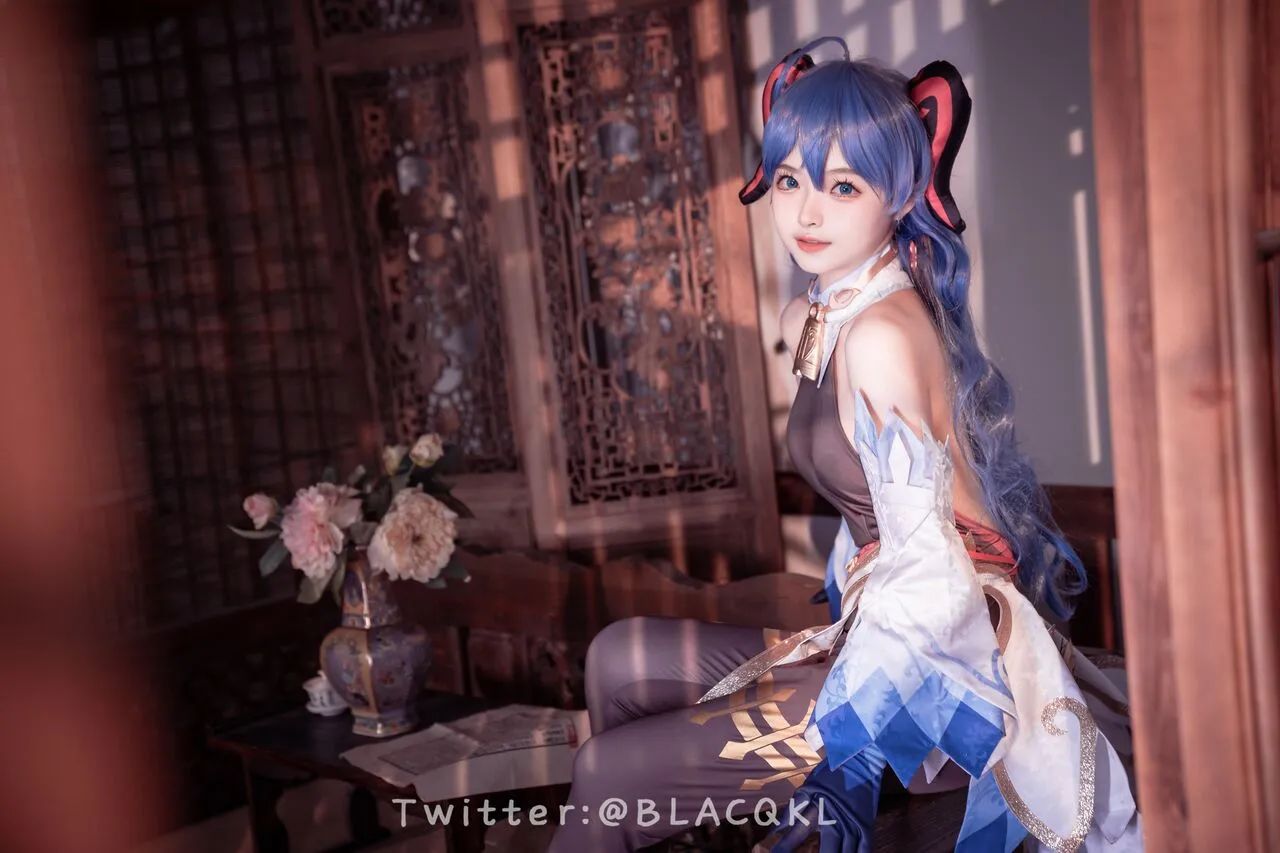 hình cosplay chapter 175 79