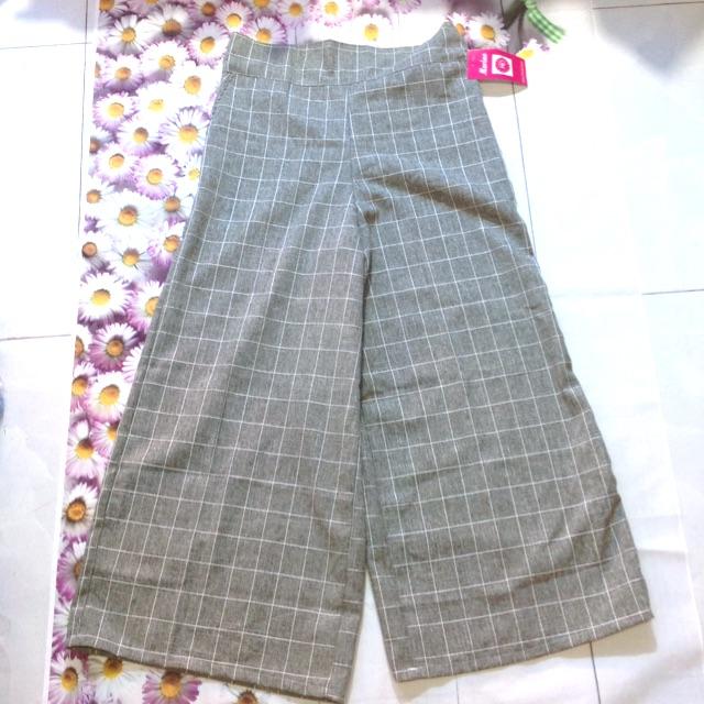 Quần váy chống nắng sọc ca rô