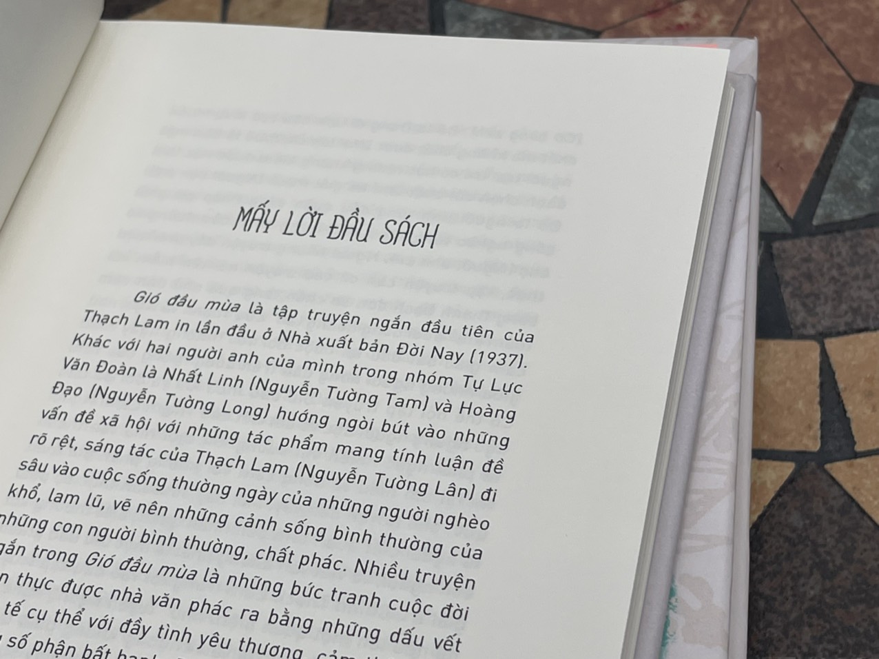 [Bìa cứng giới hạn S555 Việt Nam danh tác] – GIÓ ĐẦU MÙA (tập truyện ngắn) - Thạch Lam – Nhã Nam