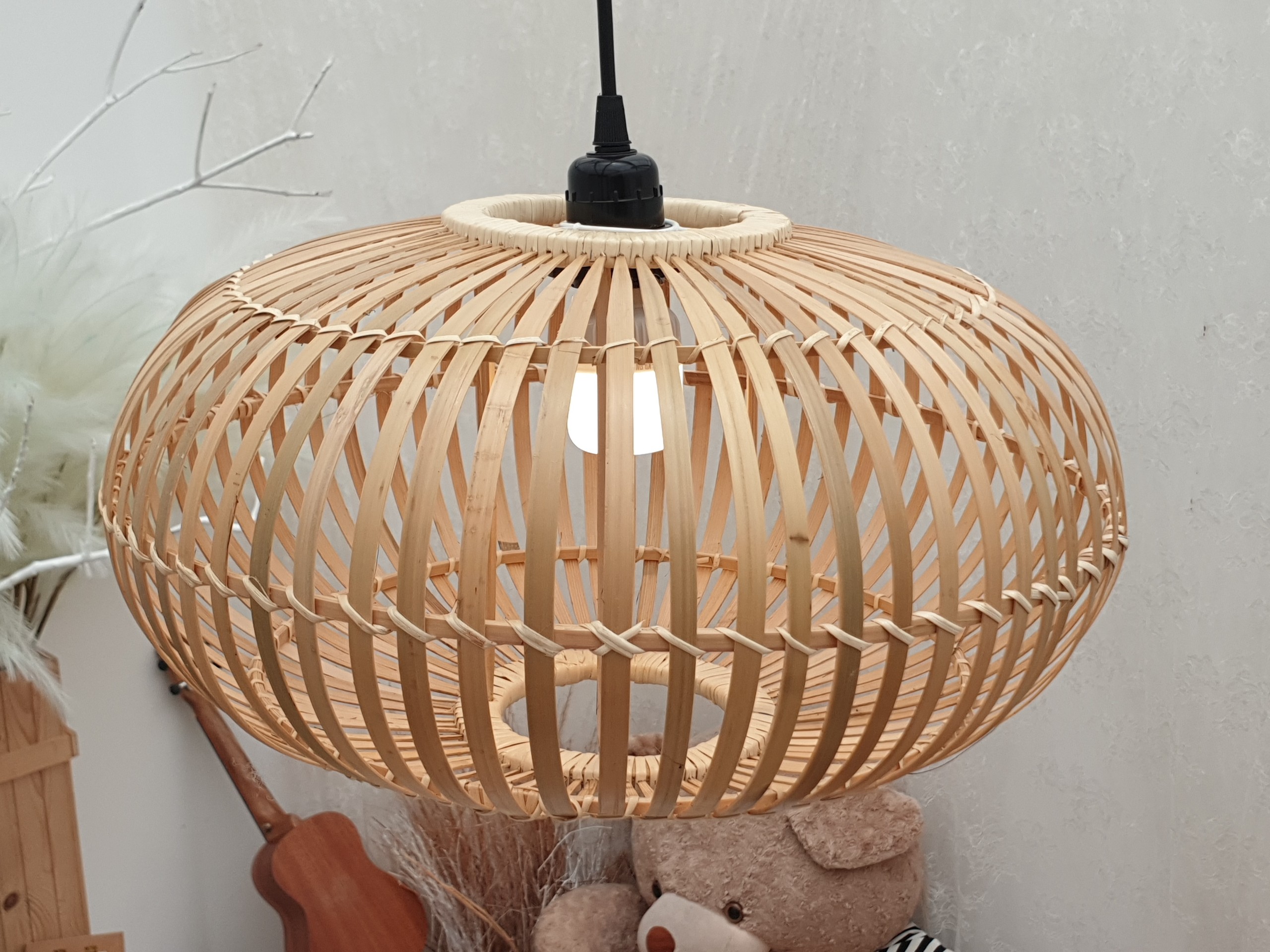 Đèn cầu bằng cật tre