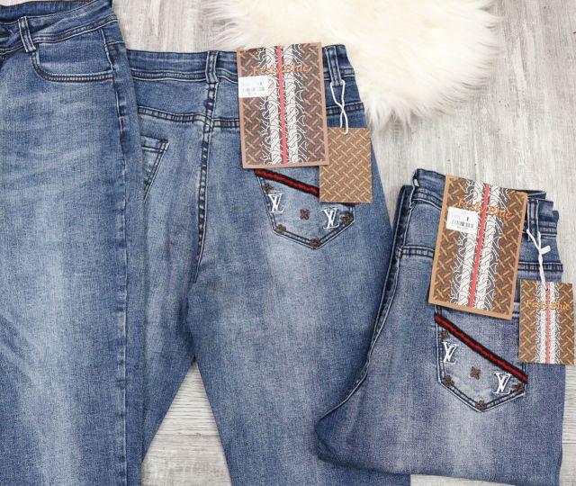Quần Jean Nữ Baggy Xanh Thêu Điểm Túi