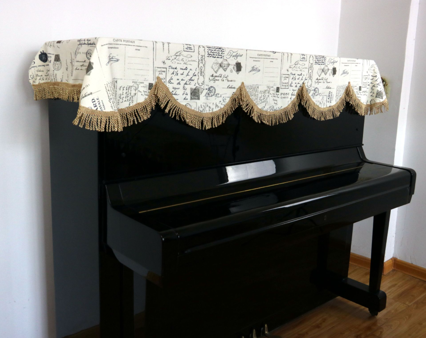 Khăn phủ đàn piano hoạ tiết sang trọng