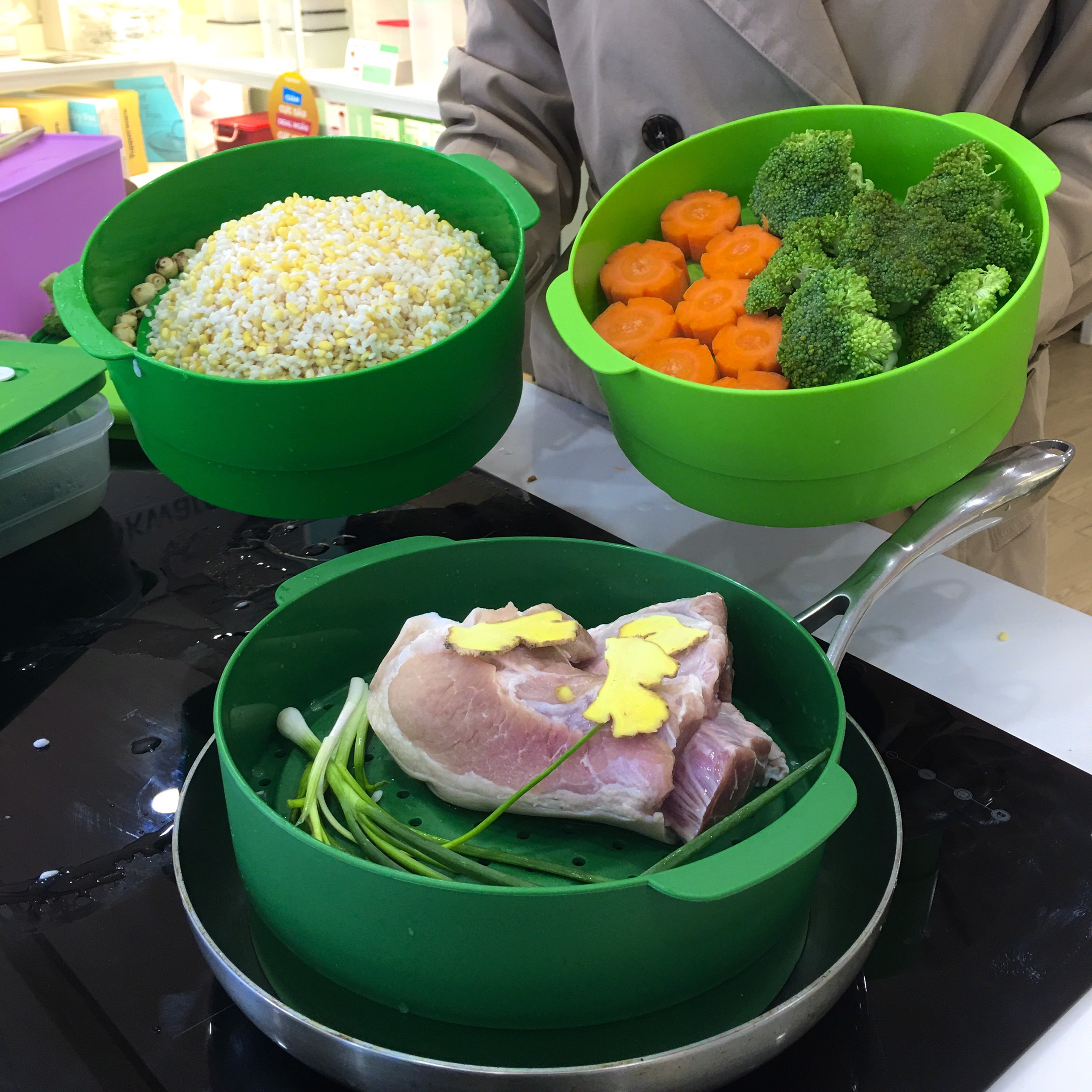 Chảo Tupperware Chống Dính Tự Nhiên Universal Cookware Frypan 24cm