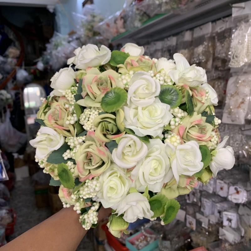 Hoa cưới cầm tay cô dâu 3/2021 GiangPKC hoa Hồng tỷ muội xanh.