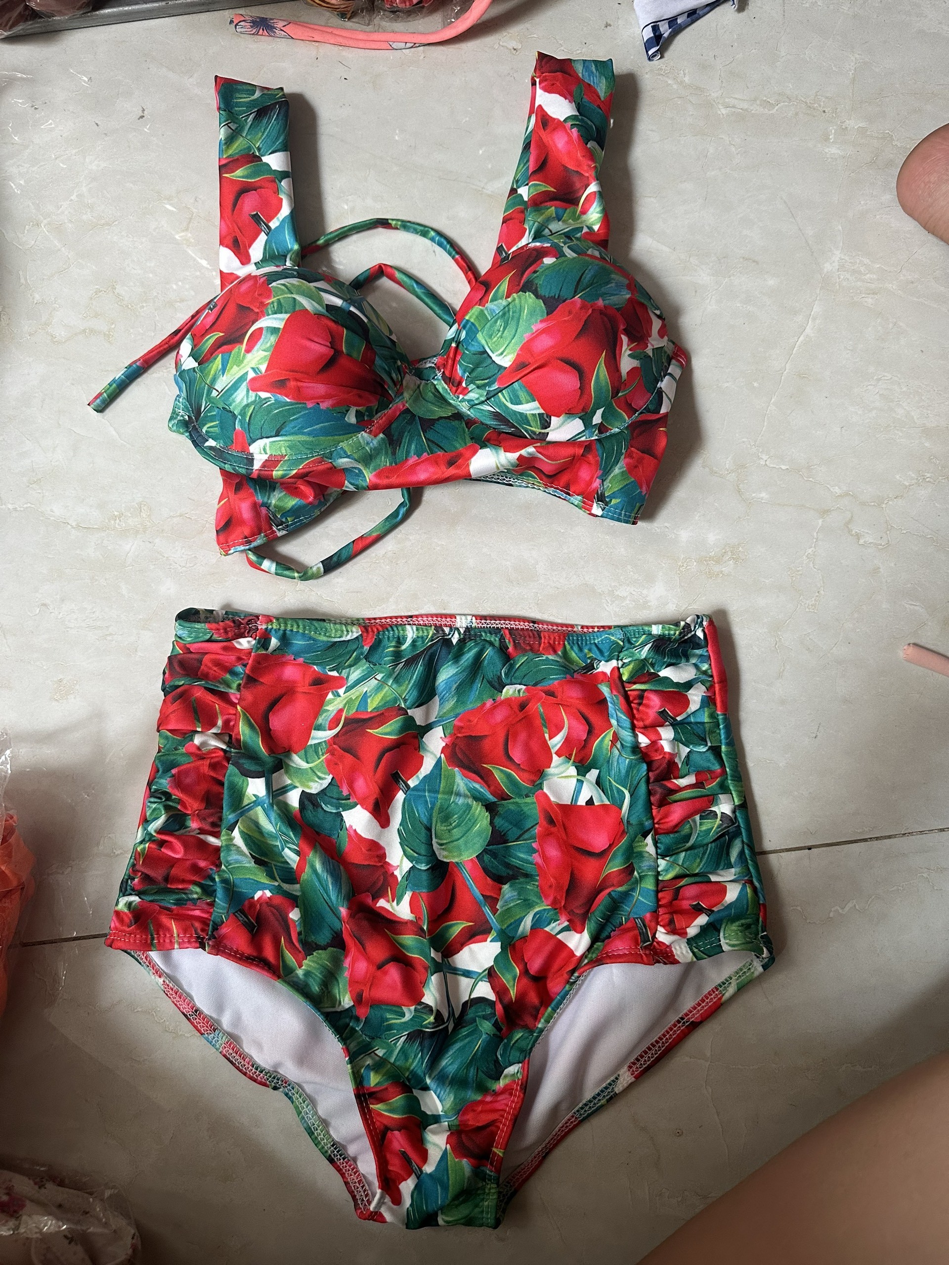 Bikini 2 Mảnh Cạp Cao Họa Tiết