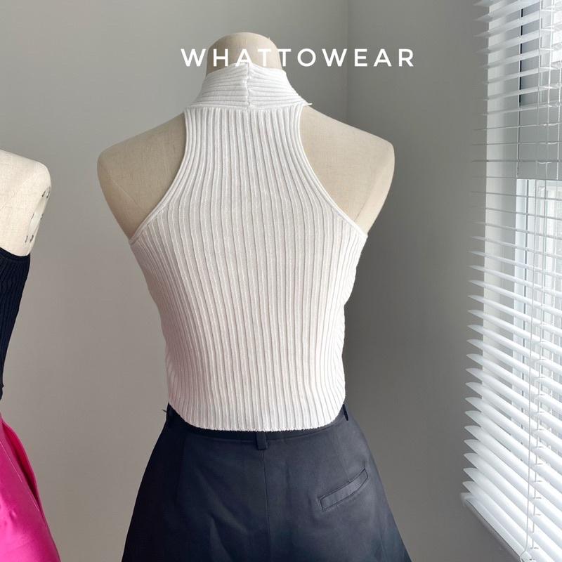 Áo croptop len cổ yếm khoét giọt nước