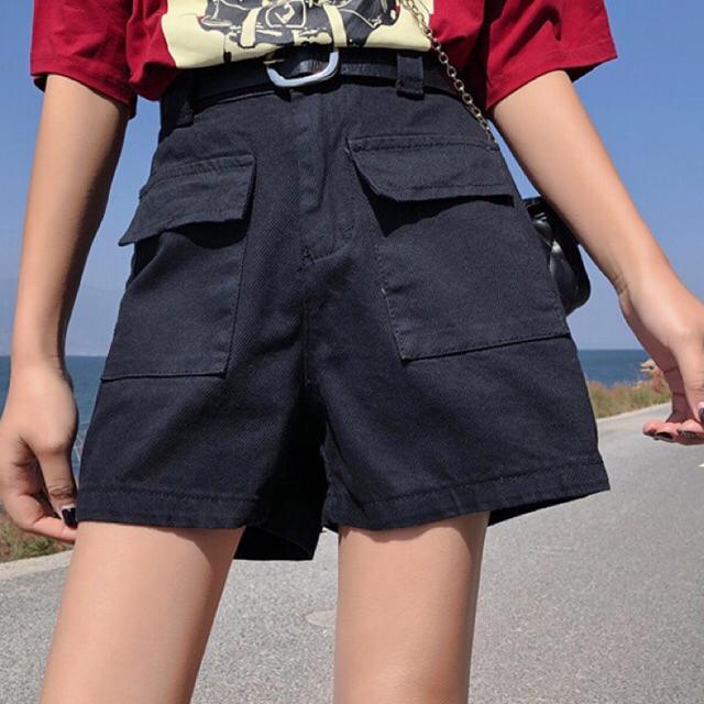 Quần shorts túi hộp