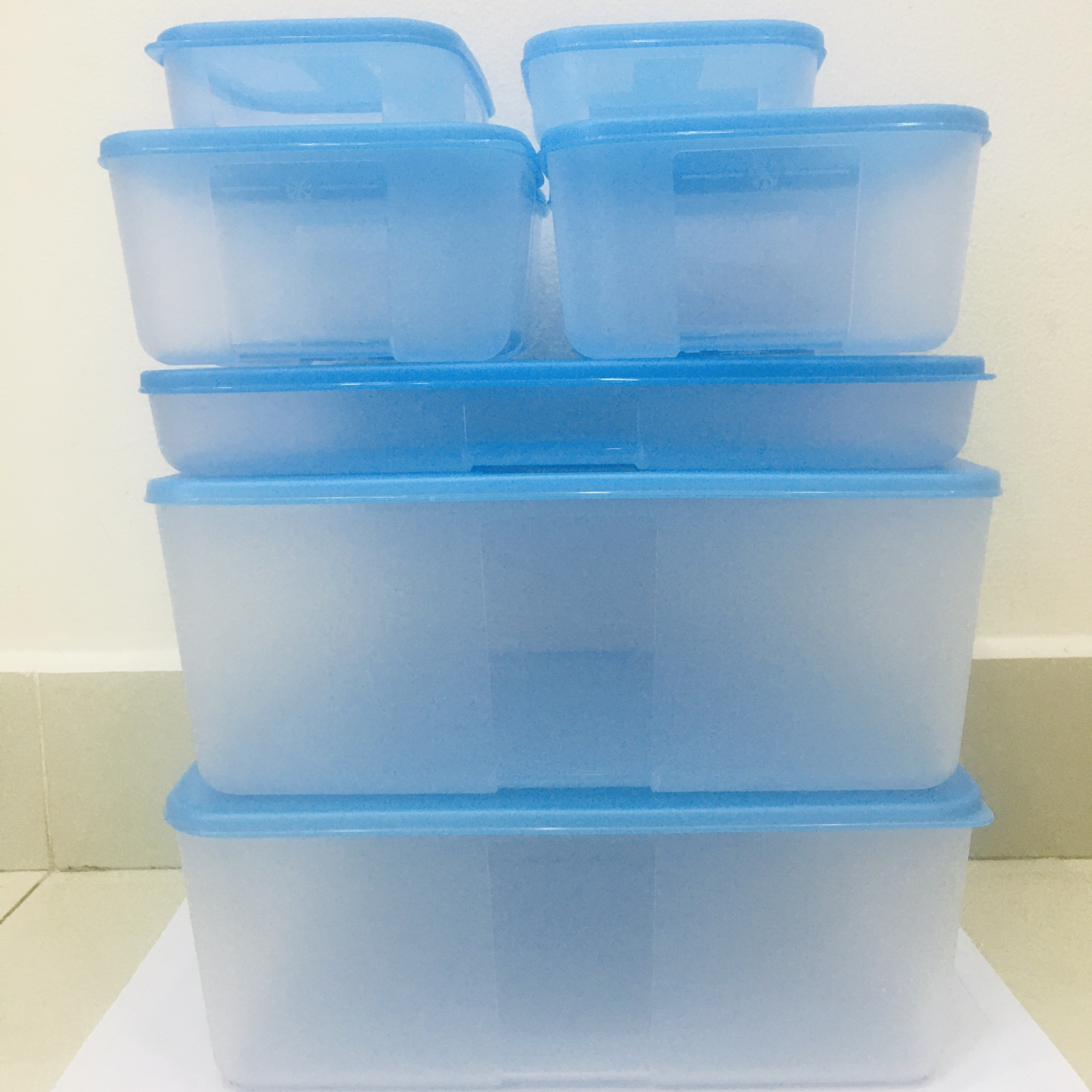 Bộ hộp Tupperware trữ đông Freezermate mới (9 hộp)