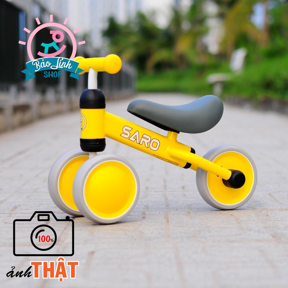 Xe thăng bằng chòi chân 3 bánh Saro CHÍNH HÃNG cho bé 9-18 tháng
