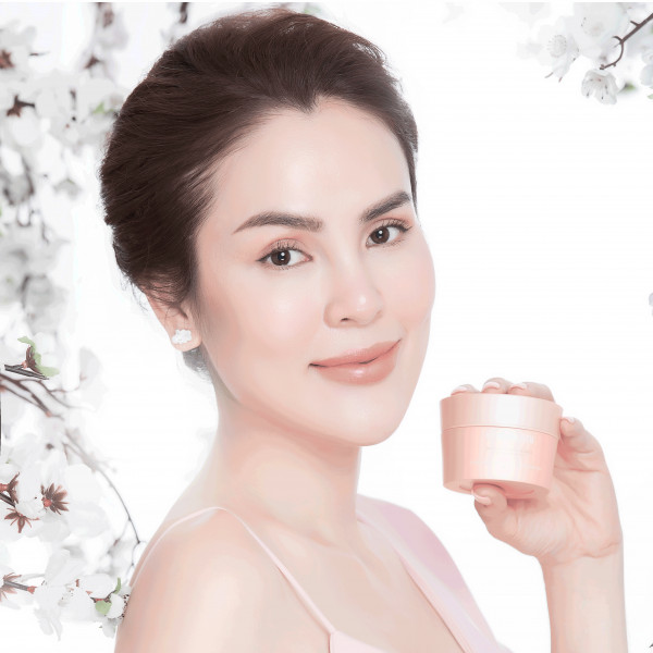 Kem Chống Lão Hóa Da Ban Ngày Cho Nami - Essential Enchanted Cream Day 50G