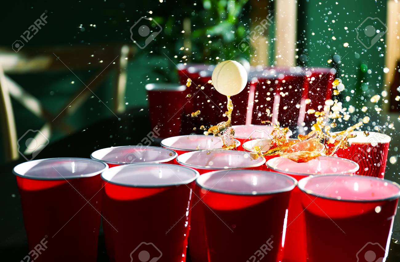 Trò chơi tiệc tùng party bảng đồ uống bia Beer Pong