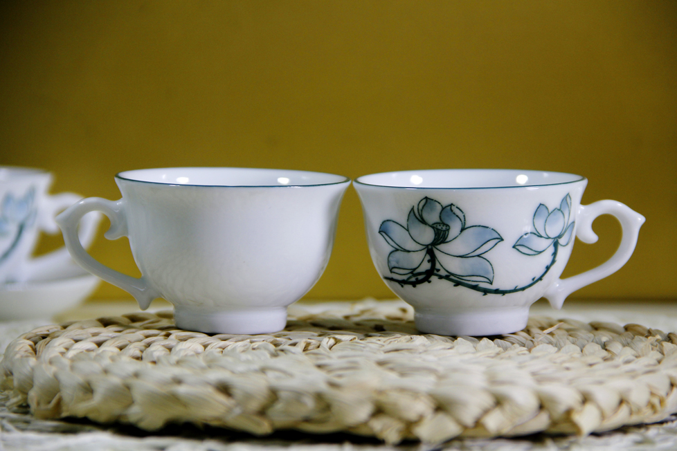 THƯỞNG TRÀ ĐẦY ĐỦ VỚI Bộ Ấm Chén Hoàng Tộc Vẽ Sen Xanh , Bộ Ấm Pha Trà Đẹp, Bộ Chén Trà, Ấm Chén