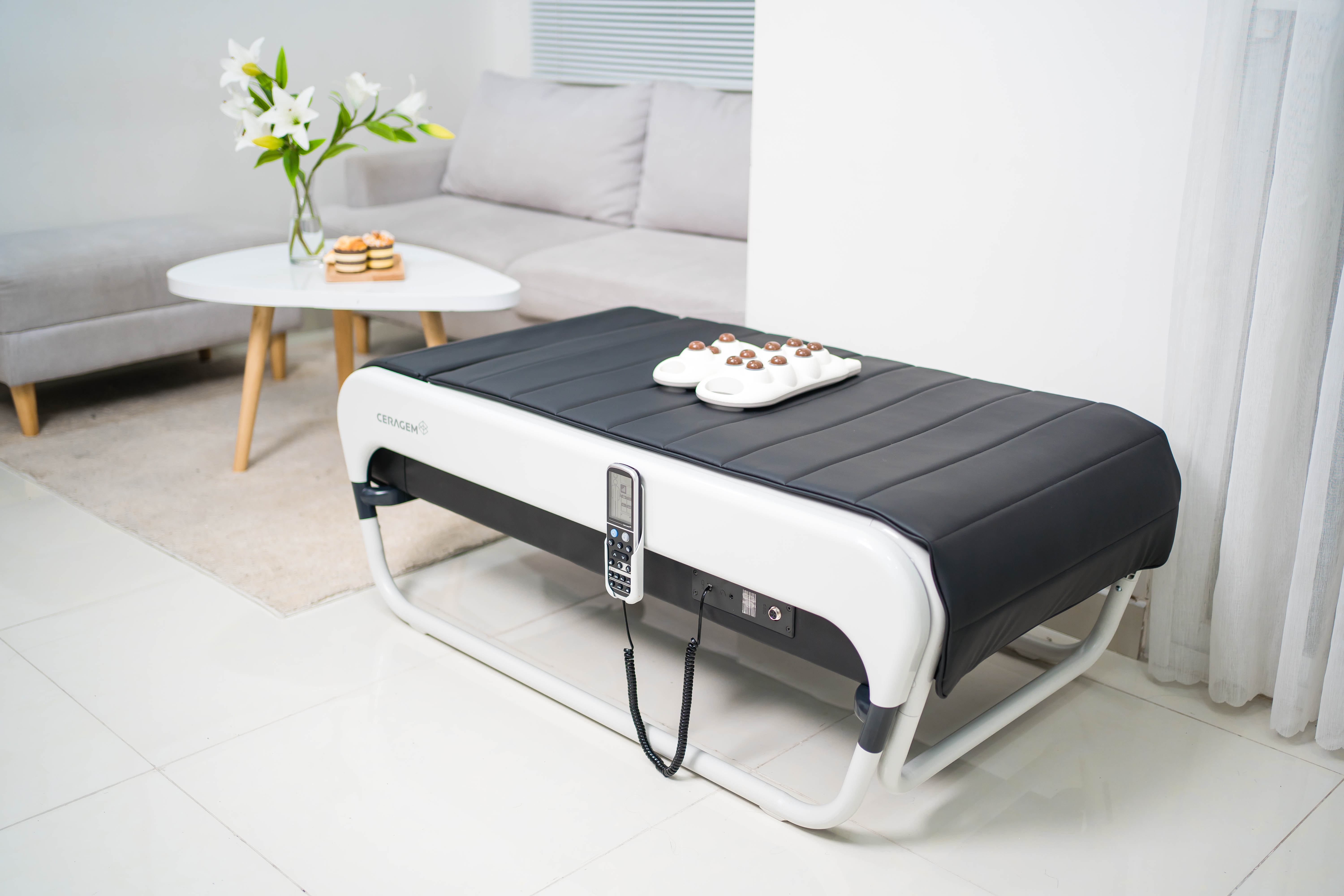 Giường mát xa/massage nhiệt Ceragem Master V3