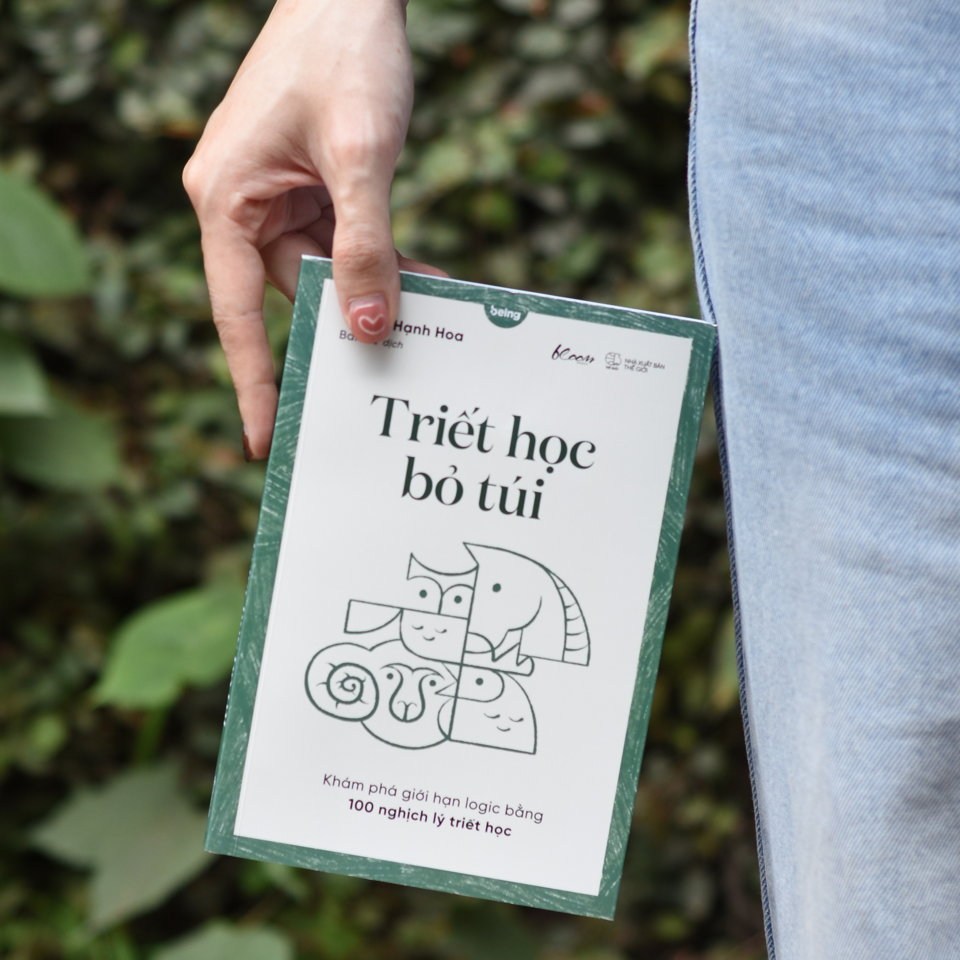 Sách Triết học bỏ túi - Khám phá giới hạn logic bằng 100 nghịch lý triết học