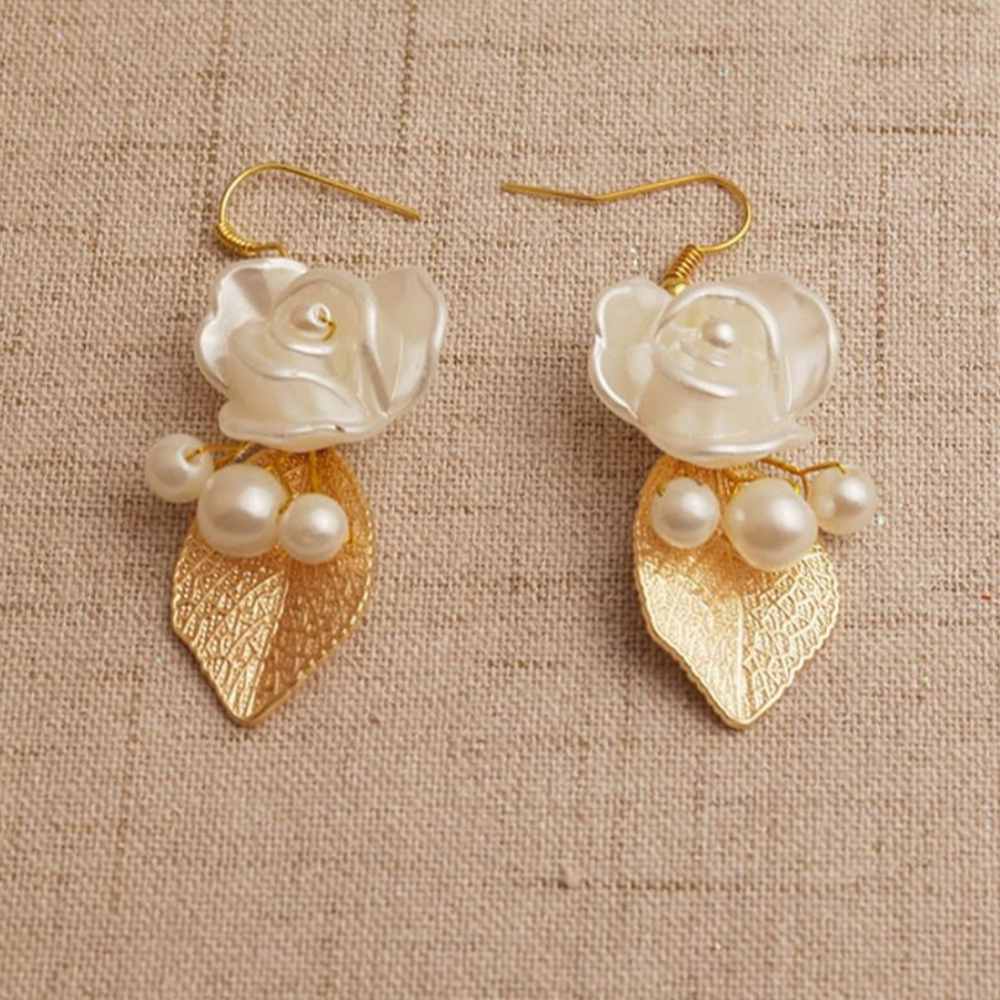 Set Dây Cài Tóc Kèm Hoa Tai Hoa Hồng Lá Vàng 110 Số 33, Thiết Kế Sang Trọng, Màu Sắc Nổi Bật, Quý Phái, Tạo Điểm Nhấn Phong Cách Khi Tạo Kiểu, Dễ Kết Hợp Trang Phục Trong Sự Kiện Hoặc Đi Chụp Ảnh