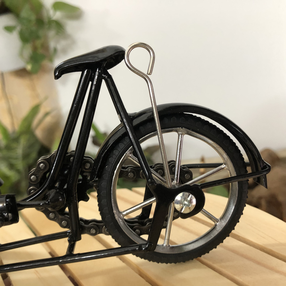 Mô hình xe xích lô sắt - size nhỏ - màu đen