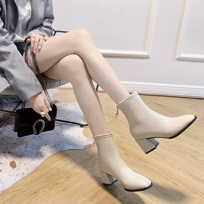 Bốt da nữ khóa M gót vuông, Bốt Nữ Cổ Trung hot trend