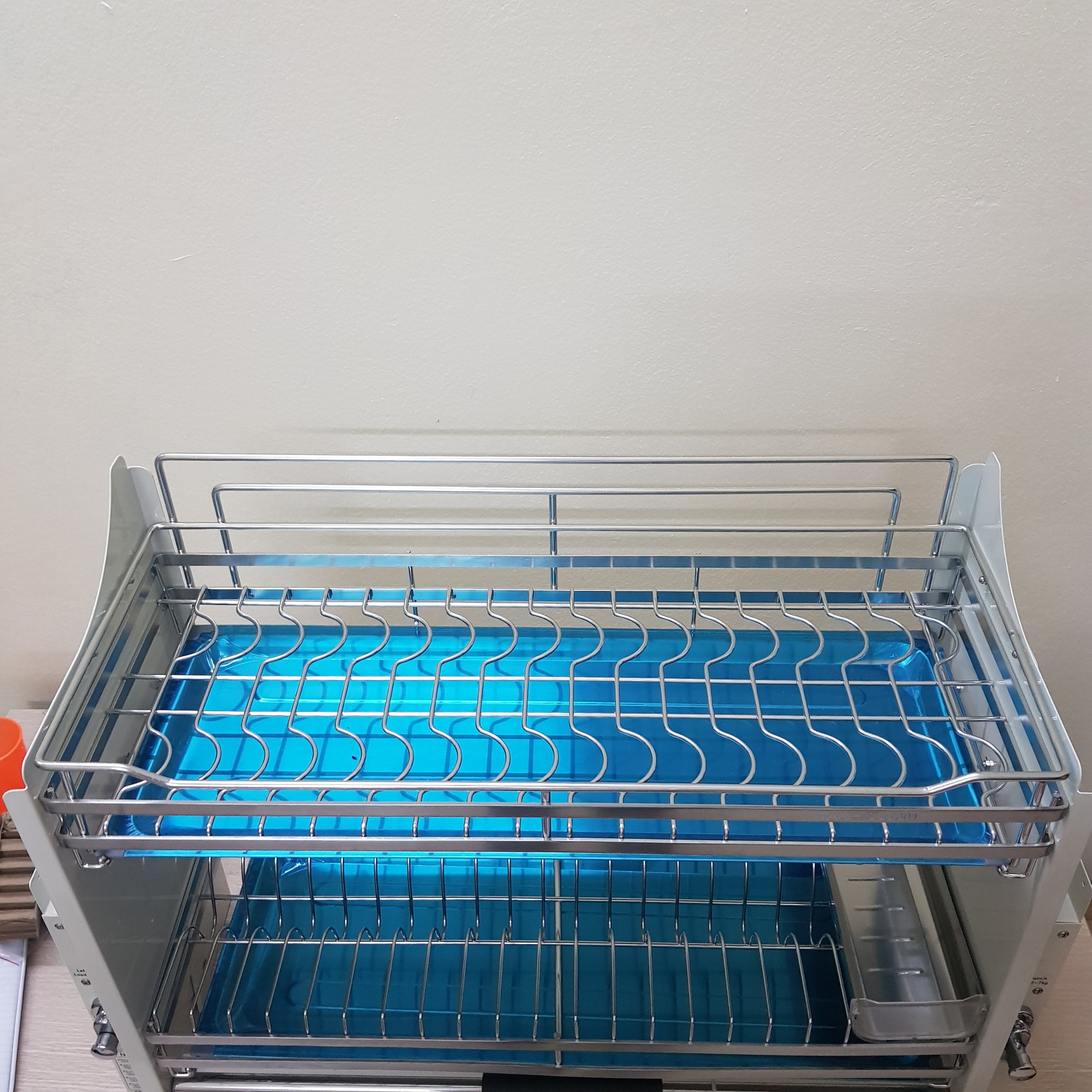 Kệ Chén Nâng Hạ TAKI Mẫu Mới 2023 INOX 304 - BẢO HÀNH VĨNH VIỄN - Có Thợ Lắp Đặt