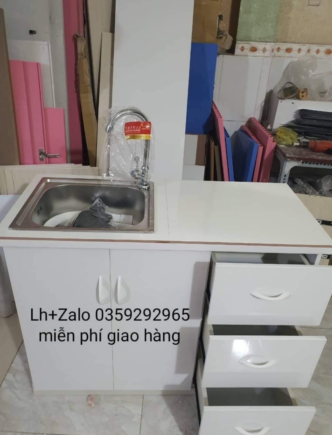 Tủ bếp mini nhựa đài Loan mặt gạch có chậu rửa
