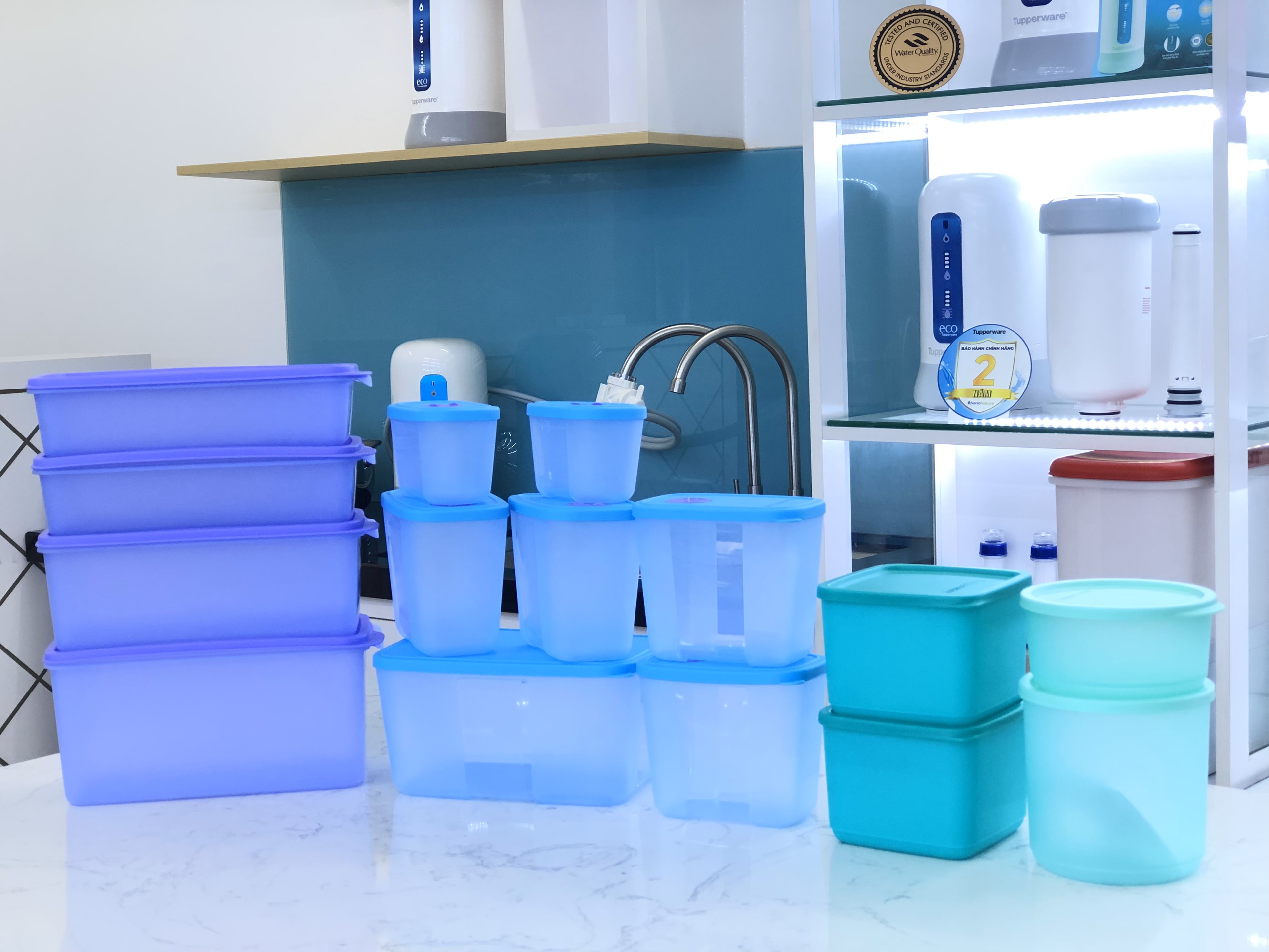 Bộ trữ đông và trữ mát Tupperware Mega 13 hộp tặng 2 hộp trữ mát nắp tròn