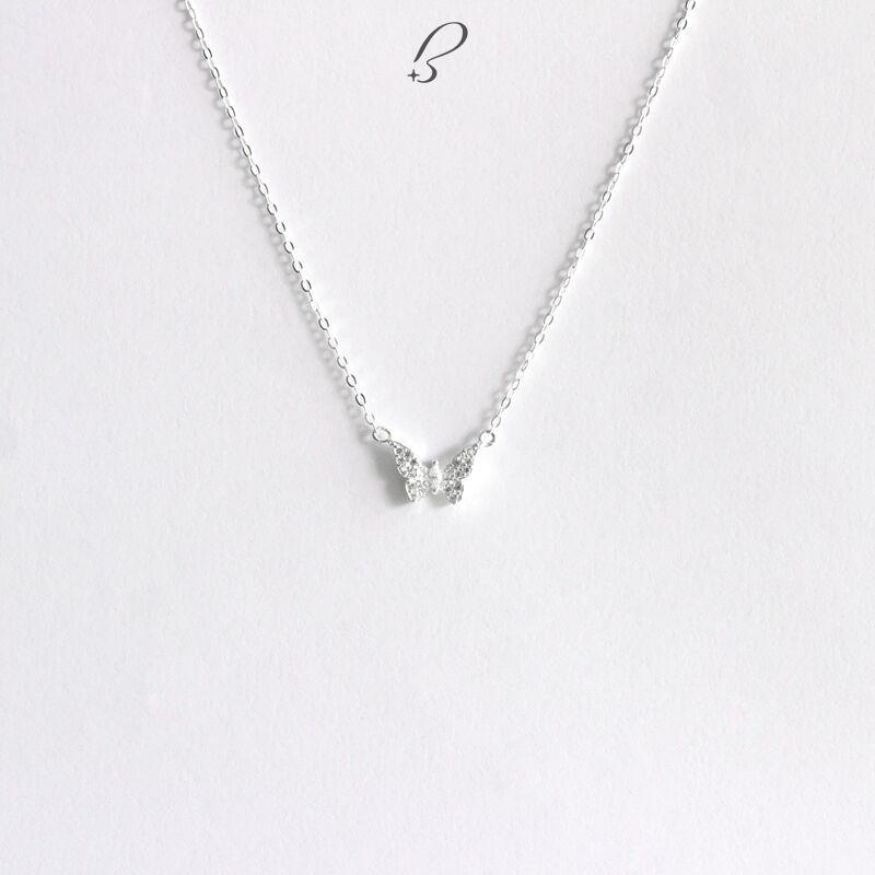 Vồng cổ Bling It bướm bạc BIVC226