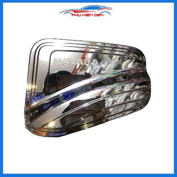 Ốp nắp xăng Navara 2022-2023 mạ crom bảo vệ chống trầy trang trí ô tô