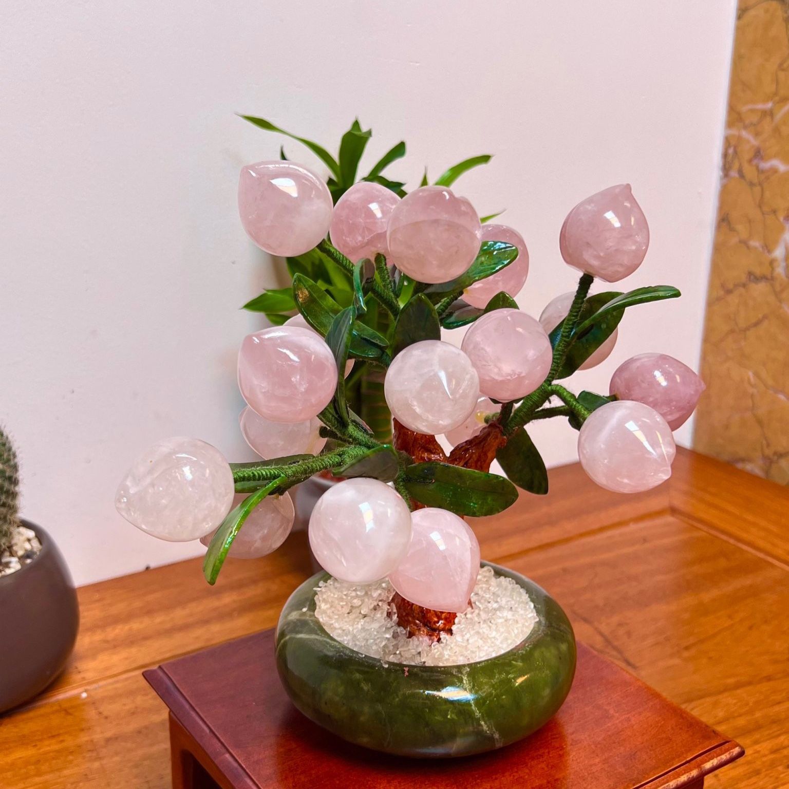 Cây Đào Tài Lộc Đá Thạch Anh Hồng 18 Quả – Trang Trí Bàn Làm Việc, Quà Tặng Phong Thủy May Mắn – SkyGems