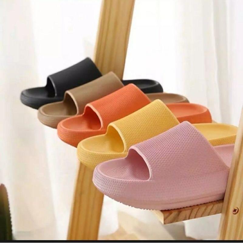 Dép bánh mì thông hơi Ulzzang siêu nhẹ đế cao 4cm chống trơn trượt. Sỉ giá tốt