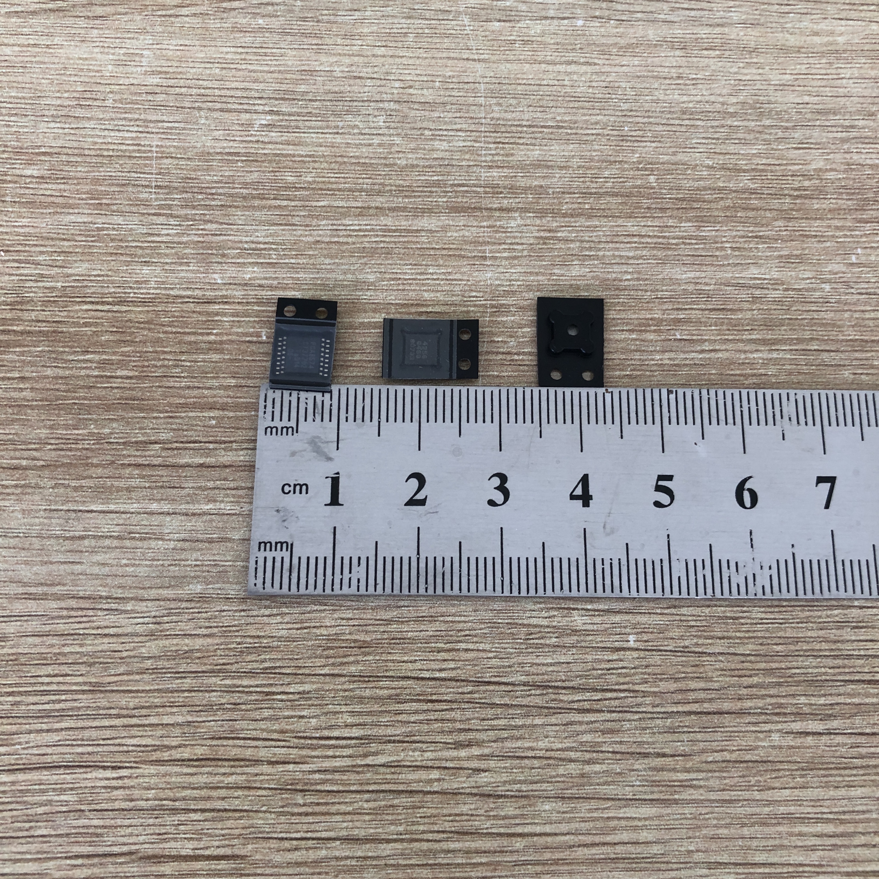 PCA8574  TSSOP-16 mach