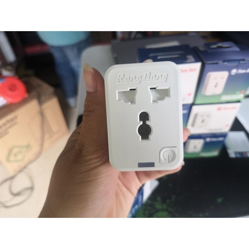 Ổ cắm Wifi Rạng Đông Điều khiển và hẹn giờ từ xa qua điện thoại OC.01.WF 16A