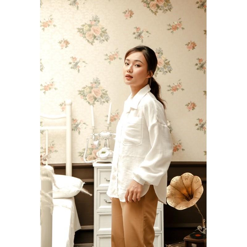 Sơ mi trắng chỉ nổi