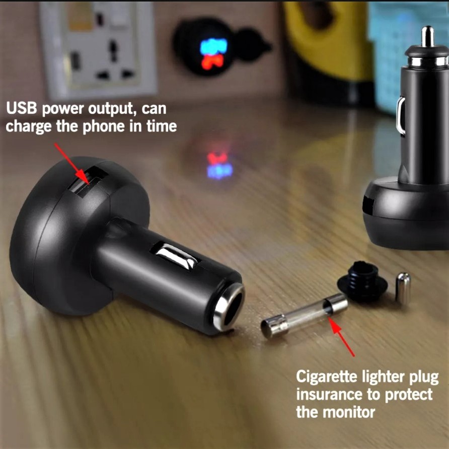 Tẩu sạc điện thoại ô tô 3in1 kèm đồng hồ đa năng báo nhiệt độ báo vôn ắc quy loại tốt mẫu mới