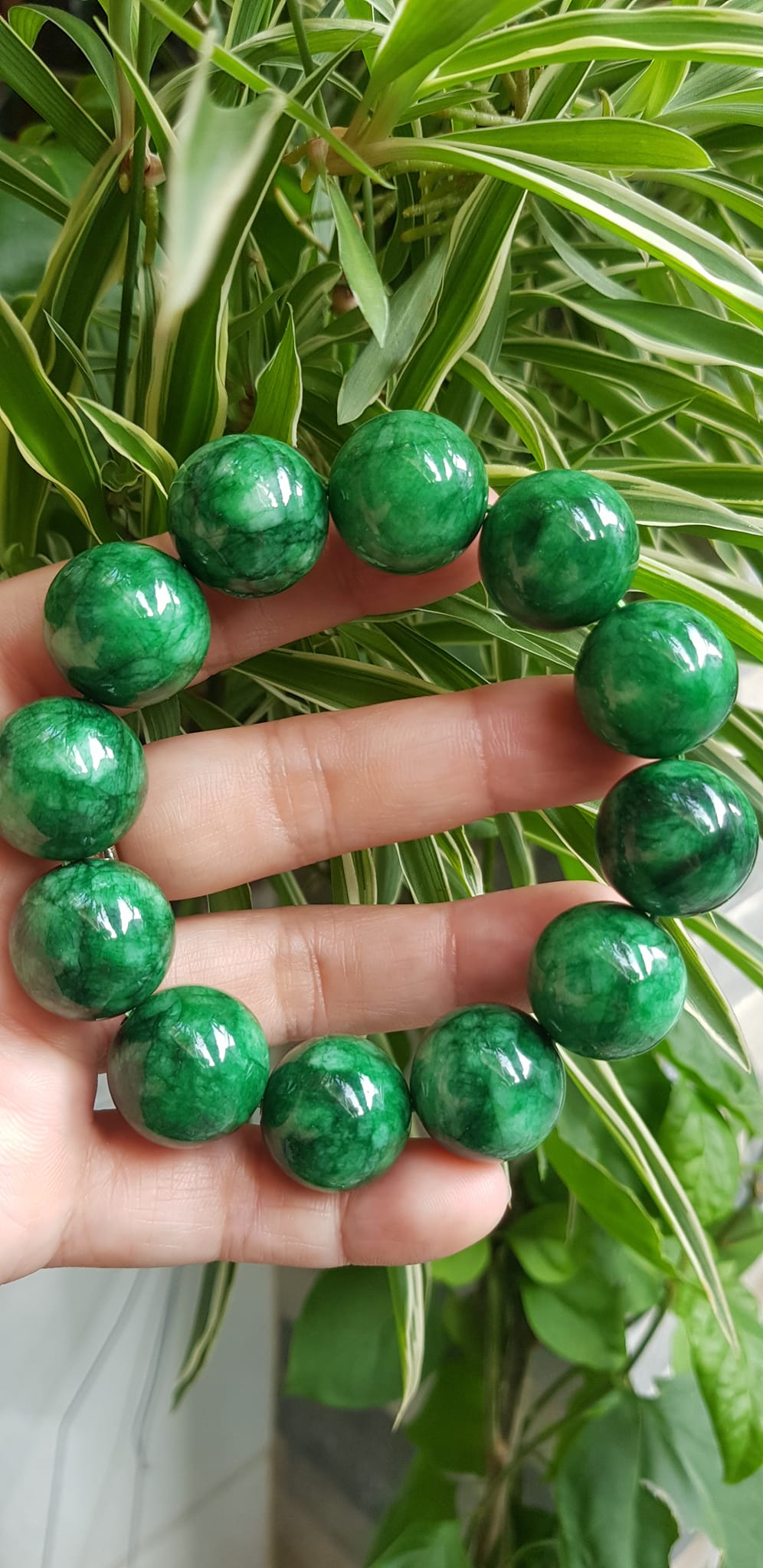 ️Vòng Tay Nam Đá Cẩm Thạch Xanh lá Size lớn hạt 18mm bóng đẹp hợp Các Anh Mệnh Mộc mệnh Hỏa đeo là một món trang sức tuyệt vời cho các quý ông ạ