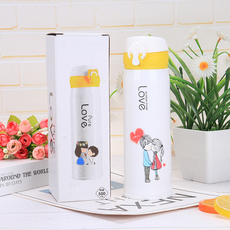 Bình Nước Thủy Tinh Bọc Nhựa Cách Nhiệt Hình Chibi Love Nắp Cài 450ml Siêu Hot