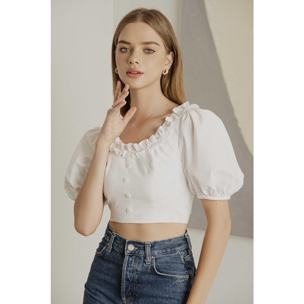 Áo kiểu nữ MARC FASHION croptop tay phồng cổ tròn viền bèo CBNH103022