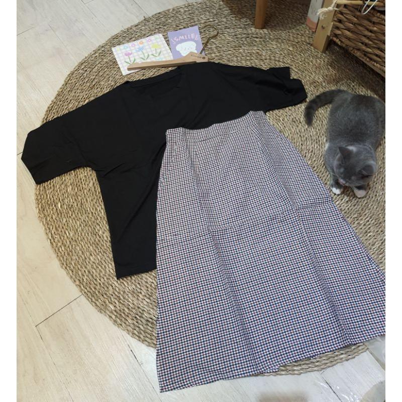 SET ÁO ĐEN + CHÂN VÁY CARO