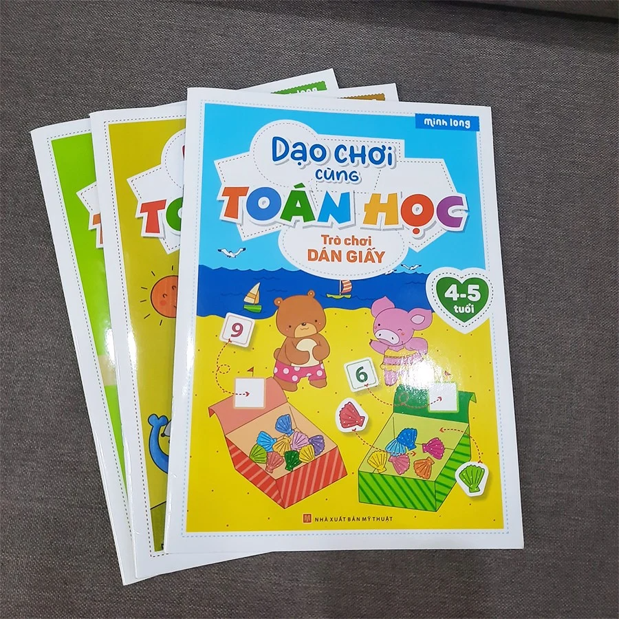 Sách: Dạo Chơi Cùng Toán Học - Trò Chơi Dán Giấy (4-5 tuổi)